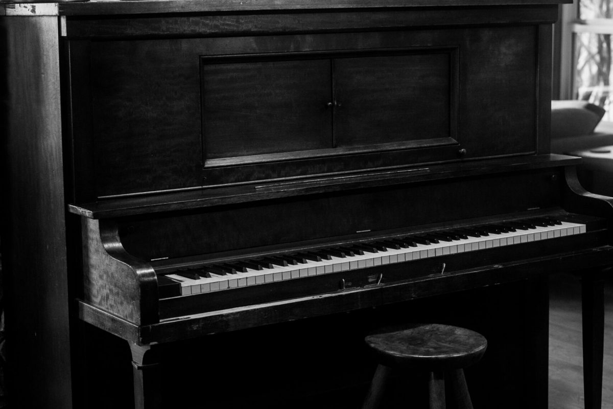 Piano at lodge in Bamfield
