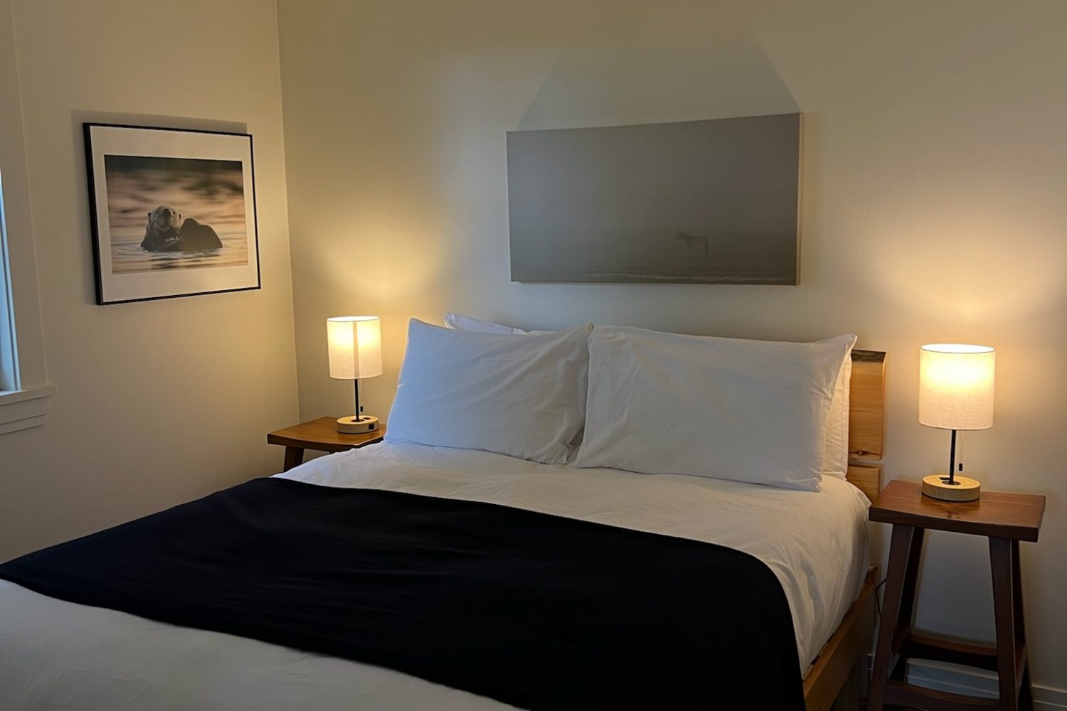 Sitka cabin queen bed